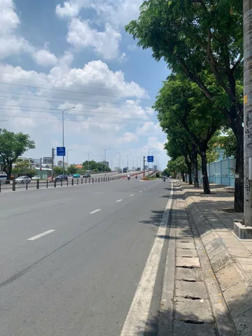 Cho thuê 5000m giá 15k/m2 Đất Mặt Tiền đường Nguyễn Ngọc Cung qua Cầu Phú Định là Võ Văn Kiệt