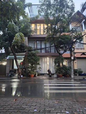 Nhà 90m2, 3 lầu đường 40 khu Tân Quy Đông, phường Tân Phong, quận 7