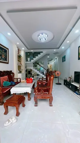 BÁN NHÀ 4 PHÒNG NGỦ HẺM 92 TÔN THẤT THUYẾT QUẬN 4