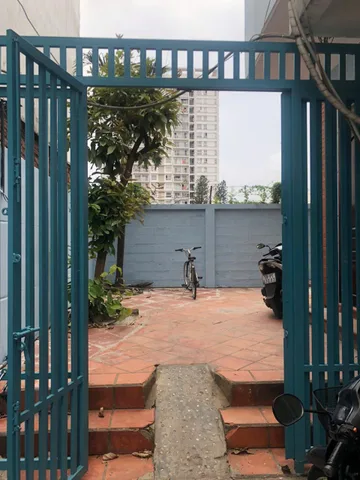 BÁN NHÀ TÂN BÌNH - HẺM TRƯƠNG CÔNG ĐỊNH VỊ TRÍ VÀNG - XE HƠI ĐỖ CÁCH NHÀ 20M - ĐI BỘ VÀI BƯỚC RA GA METRO BẾN THÀNH - AN SƯƠNG - DIỆN TÍCH ĐẤT 99M2, SỔ HỒNG RIÊNG - KHU DÂN CƯ HIỆN HỮU, KHÔNG QUY HOẠCH - GIÁ 9.3 TỶ