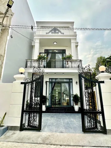 siêu phẩm Villa cách đường chính Thu Bồn 30m (phường Thủy Xuân)- TP Huế Giá chỉ: 2,xxx Tỷ thương lượng.