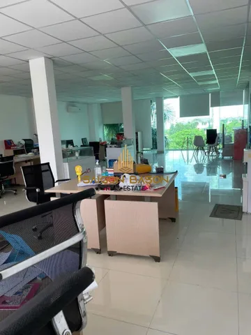 BDS HVL [NC]  111 Đồng Văn Cống 12x20 5 tầng 1000 m² có HĐ 150 tr/th