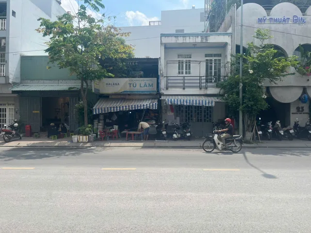 Chỉ 52 tỷ BÁN NHÀ SIÊU VỊ TRÍ - MT NGUYỄN VĂN HƯỞNG & XUÂN THỦY