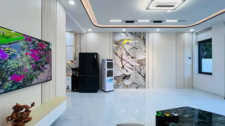 Nhà Đẹp, Mới Mặt Đường Gò Cây Sung, Gần Khu Đô Thị Lớn, Vĩnh Điềm Trung - Nha Trang