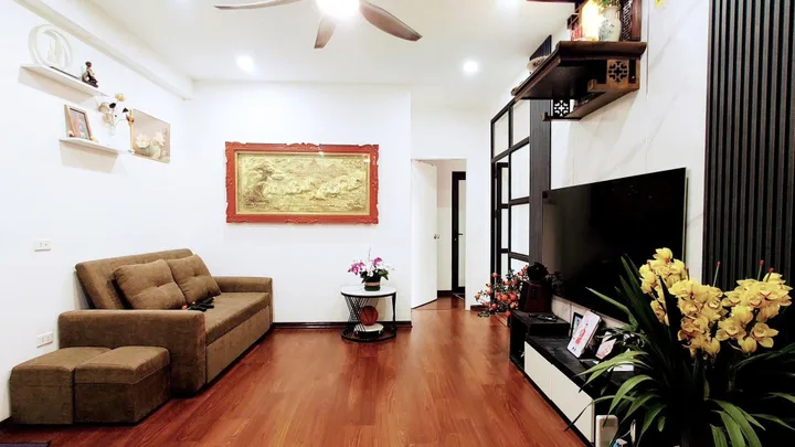 Bán căn hộ CC 137 Nguyễn Ngọc Vũ(Hà Nội) 80m2
