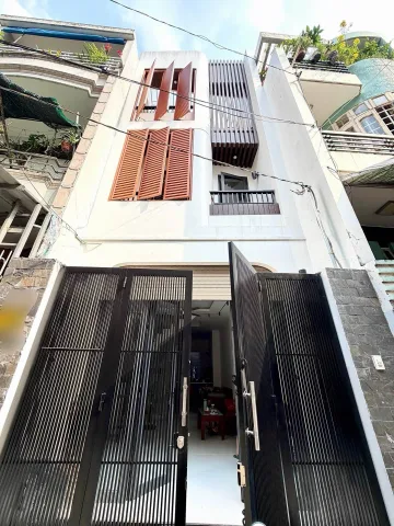 SIÊU PHẨM TRUNG TÂM TÂN PHÚ - HẺM XE HƠI TRÁNH NHAU - NHÀ ĐẸP Ở NGAY
