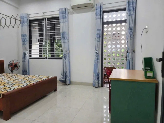 Cho thuê nhà 3 tầng mặt tiền Đoàn Khuê - Khu Nam Việt Á - Khuê Mỹ - Ngũ Hành Sơn