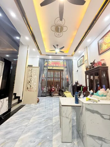 SIÊU PHẨM 5 TẦNG LÊ VĂN QUỚI – BÌNH TÂN – THANG MÁY SANG XỊN MỊN.