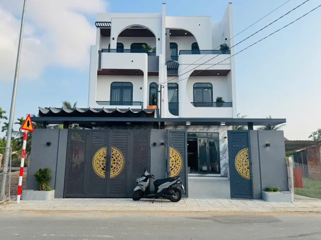 2 NHÀ LIỀN KỀ MẶT TIỀN ĐƯỜNG NHỰA ĐOÀN THỊ NGHIỆP