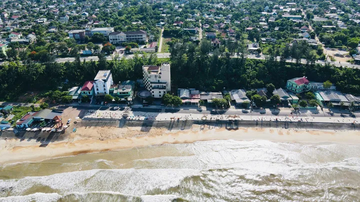 ĐẤT NỀN KINH DOANH VIEW BÃI TẮM CỬA TÙNG