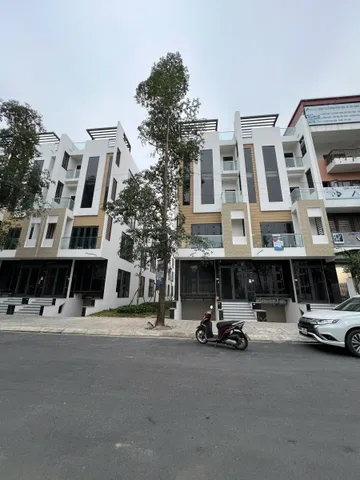 CHO THUÊ LIỀN KỀ BIỆT THỰ KĐT THANH HÀ