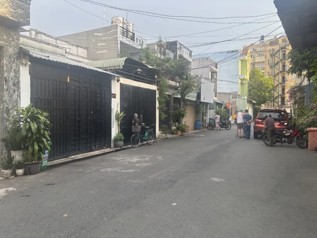 CHỦ VỀ QUÊ BÁN GẤP - NGANG 12M CỰC HIẾM