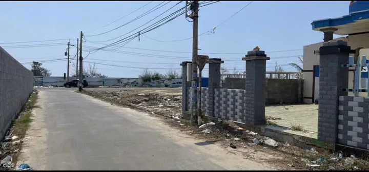 Bán căn nhà nhỏ mặt tiền đường Trần Lê. LH: 0974090487