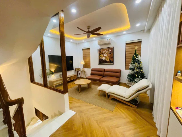 🏡 NHÀ TẬP THỂ TẦNG 1 THANH XUÂN BẮC _ LƯƠNG NGỌC QUYẾN _ TÂN TRIỀU _ NGUYỄN TRÃI - ĐẸP NHƯ MỚI – 3 PHÒNG NGỦ – THOÁNG TRƯỚC SAU – Ô TÔ VÀO NHÀ - GIÁ CHỈ 5.8 TỶ.