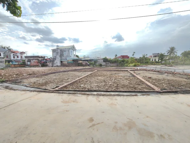 chính chủ bán đất quốc tuấn an lão sát CCN Cẩm Văn giá 595tr/66m2