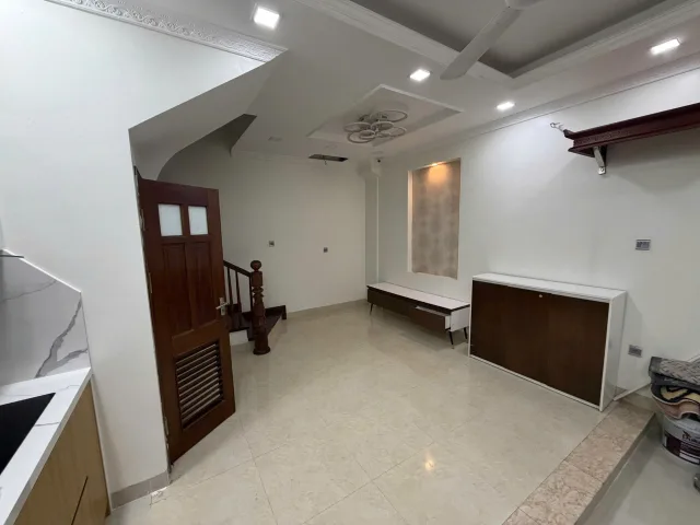 Cho Thuê Nhà Ngõ 294 Kim Mã 30M² 5 Tầng 4 Ngủ - Full Đồ Đẹp - Giá Thuê 13tr