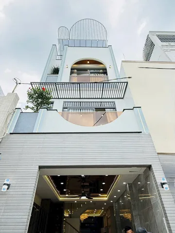 Bán nhà riêng 80m² tại đường Cửu Long, Phường 2, Tân Bình. Xây 3 lầu, giá 3 tỷ 500tr sổ riêng