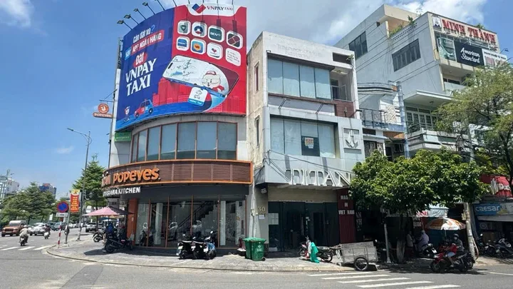 NHÀ PHỐ NGANG 6.2M GẦN BỆNH VIỆN ĐA KHOA ĐÀ NẴNG-SÁT HẢI PHÒNG