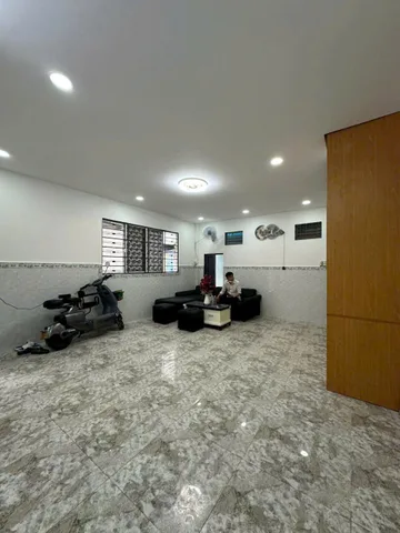 Bán Nhà khu vực Văn Thân Quận 6 giá 4ty TL