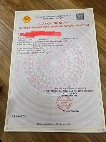 Cần bán nhanh lô đất đẹp .cách nhà thờ 100m
 thích hợp cho gia đình