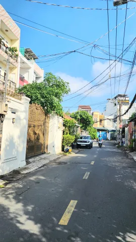 Mặt tiền Linh Chiểu _ Tô Vĩnh Diện _ 4x37_ 145tr/m2 _ Nhà 3 tầng kiên cố, sân rộng trước sau, vuông vắn