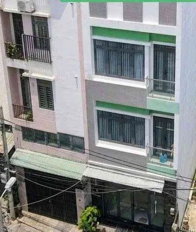 Nhà 4 tầng – Ô tô vào nhà – Gần khu Him Lam.