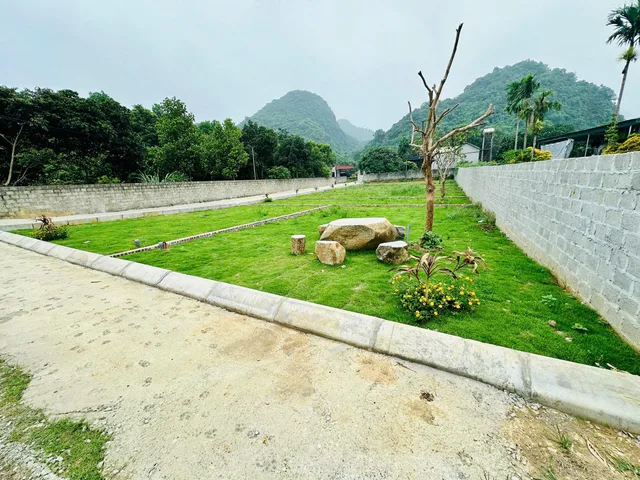 LÔ GÓC DUY NHẤT ĐẸP NHẤT KHU🔥 FULL THỔ CƯ – 7xx triệu– 1 GIỜ TỪ HÀ NỘI
📐 102.7m²
📏 Mặt tiền khủng 20.4m
💰 Giá chỉ 7xx triệu