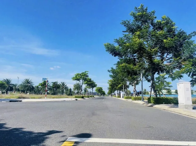 CHÍNH CHỦ CẮT LỖ LÔ ĐẤT ĐẸP NHẤT DỰ ÁN CENTURY CITY KIM OANH_SÁT VÁCH SÂN BAY LONG THÀNH