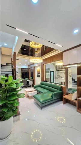 PHỐ TÂN MAI NHIỀU THẾ HỆ LỰA CHỌN – NHÀ 5 TẦNG FULL NỘI THẤT – TÀI SẢN ĐÁNG GIỮ – GIÁ NHỈNH 9 TỶ