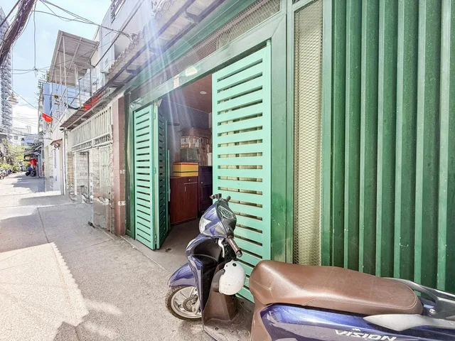 Bán nhà hẻm xe hơi ngang 5mx14,5m 3 lầu, ngay ngã tư hàng xanh hẻm thông tứ tung