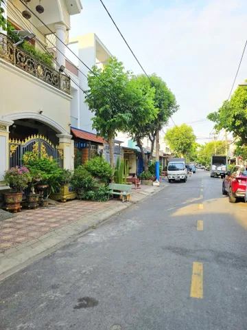 Bán Nhà Mặt Tiền Phước Bình 102m² - Gần Chợ Phước Bình - Giá Nhỉnh 9 Tỷ