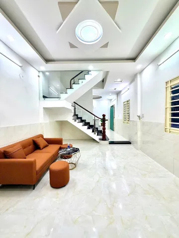 Nhà ngộp cần bán gấp tại phường Tân Phú, Quận 9 gồm 2 pn, 2wc, đầy đủ tiện nghi