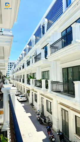 Bán nhà mặt tiền đường Dương Khuê giao với Nguyễn Lộ Trạch chỉ với 7 tỷ x