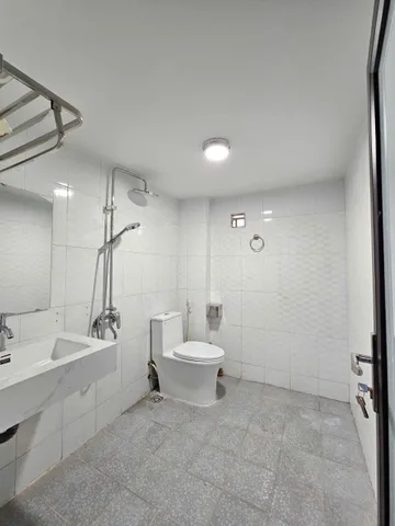Cơ Hội Sở Hữu 5 tầng, Sân Cổng, ngõ 191 Thạch Bàn chỉ 7.1 tỷ