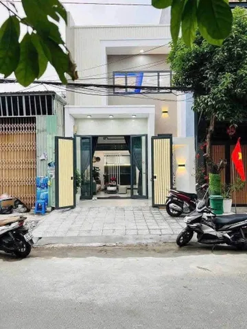 Chủ cần bán gấp để xoay tiền làm ăn nhà 90m2,1 trệt 1 lầu,giá 1tỷ2,3PN,2WC tại Tân Nhựt,HCM. Liên hệ: 0559371035 gặp Bảo Ngọc