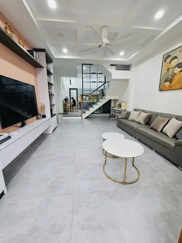 NHÀ GẦN KHU TÊN LỬA – HẺM XE TẢI 8M – 3 PHÒNG NGỦ – GIẢM MẠNH CÒN 4,28 TỶ (G58)