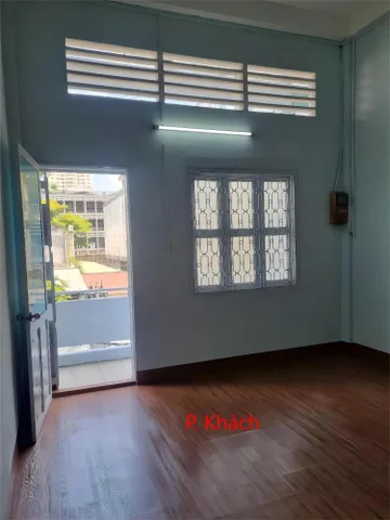 Bán căn hộ Chung cư mặt tiền Nguyễn Trãi Quận 5, 103m2 3PN duplex, còn mới ở ngay, thương lượng