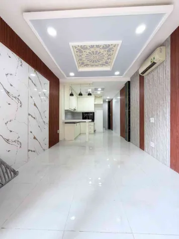 Bán nhà 3.Tỷ ngay chợ Ba Đình Phường 10 Quận 8 - 30m2 - Không Quy Hoạch - Sát cầu Nguyễn Tri Phương