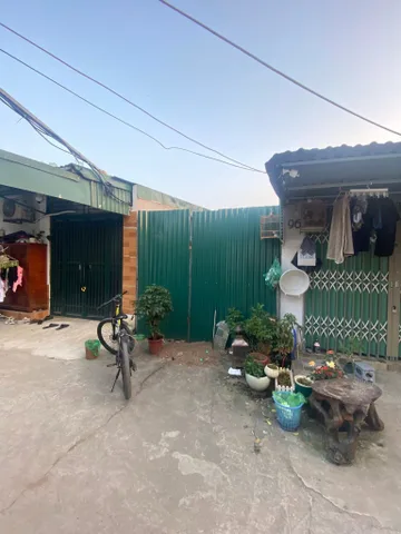 Không có gì mô tả vì đất trống