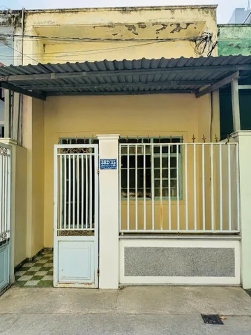 BÁN ĐẤT TẶNG NHÀ ,VỊ TRÍ ĐẸP GẦN SIÊU THỊ SUPERMARTKET 
SÁT NÁCH GÒ VẤP,NGAY CHỢ ,TRƯỜNG HỌC CÁC CẤP