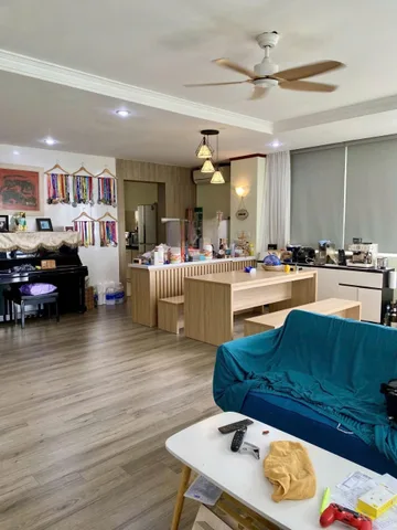 Cho Thuê Chung Cư Vinaconex 1 Khuất Duy Tiến 207M² 4 Ngủ - Full Nội Thất - Căn Góc - Có Slot Ô Tô - Giá Thuê 23tr