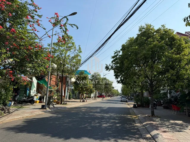 🔥 "MẶT PHỐ KINH DOANH" ĐƯỜNG VÕ VĂN TẦN P. THẮNG NHẤT – QUỸ ĐẤT VÀNG 94.3M² FULL 100% THỔ CƯ – NGANG 5M VUÔNG VỨC TÂY NAM – GIÁ 8.1 TỶ 🔥