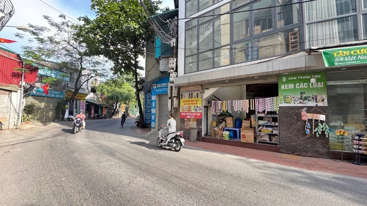 MẶT PHỐ - LÔ GÓC - KINH DOANH SẦM UẤT - OTO TRÁNH ĐỖ