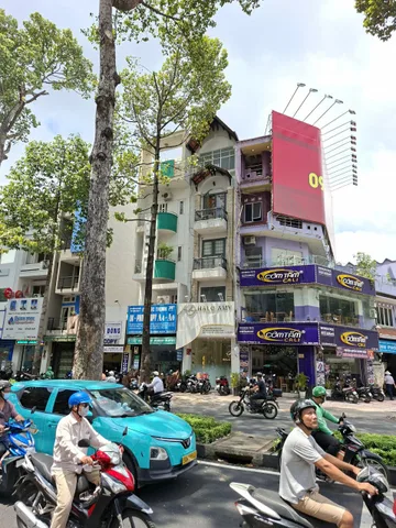 Mặt Tiền Nguyễn Chí Thanh [4 x 14m] 5 tầng - thang máy