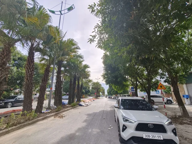 VIP KĐT PHÚ ĐIỀN- NHÀ 4 TẦNG- GA RA OTO-VỈA HÈ - OTO TRÁNH- KINH DOANH