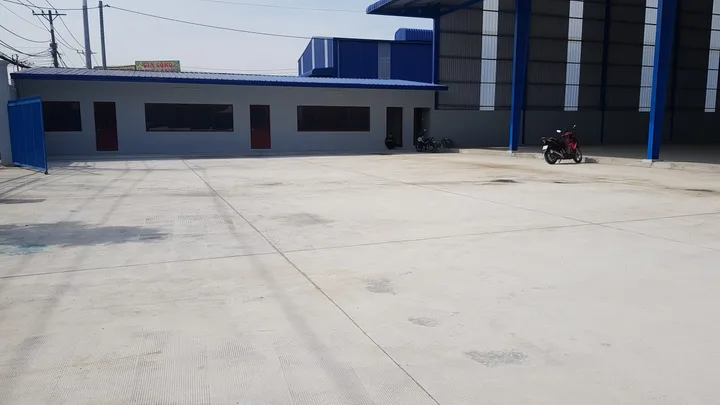 NHÀ XƯỞNG CHO THUÊ MẶT ĐƯỜNG LÊ VĂN KHƯƠNG, P HIỆP THÀNH QUẬN 12 DT: 5000M LH: 0908561228