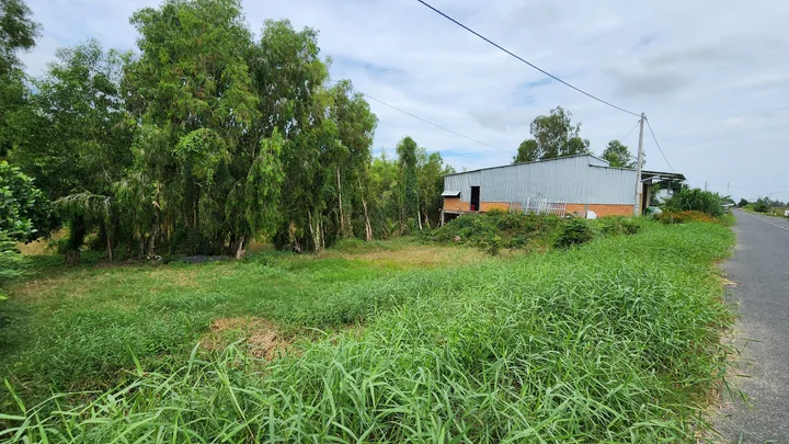 BÁN ĐẤT 2 MẶT TIỀN ĐT 855 (Cách Chợ Tràm Chim 1,5Km)