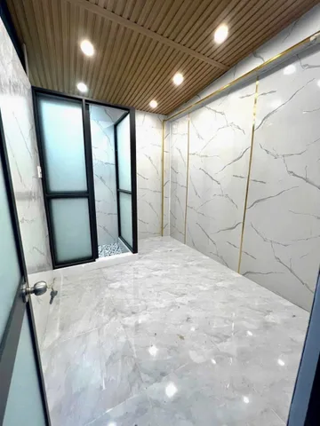 Mặt Tiền Lạc Long Quân P1, Quận 11
