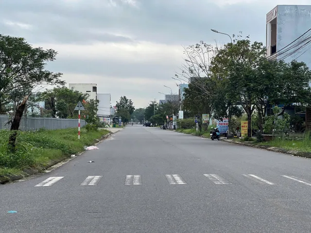 Bán đất mặt tiền đường 10.5m Đô Đốc Lân, Hòa Xuân gần THPT Nguyễn Văn Thoại, chỉ 5 tỷ 7 Tl