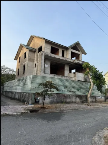 🔥 SIÊU PHẨM BIỆT THỰ VILLA THANH BÌNH – KHU LONG CUNG (P.10, VŨNG TÀU) – KHUÔN VIÊN KHỦNG 300M² NGANG ĐẸP 15M – THIẾT KẾ ĐƯỢC 11 PHÒNG KINH DOANH DÒNG TIỀN – GIÁ 35 TỶ THƯƠNG LƯỢNG! 🔥